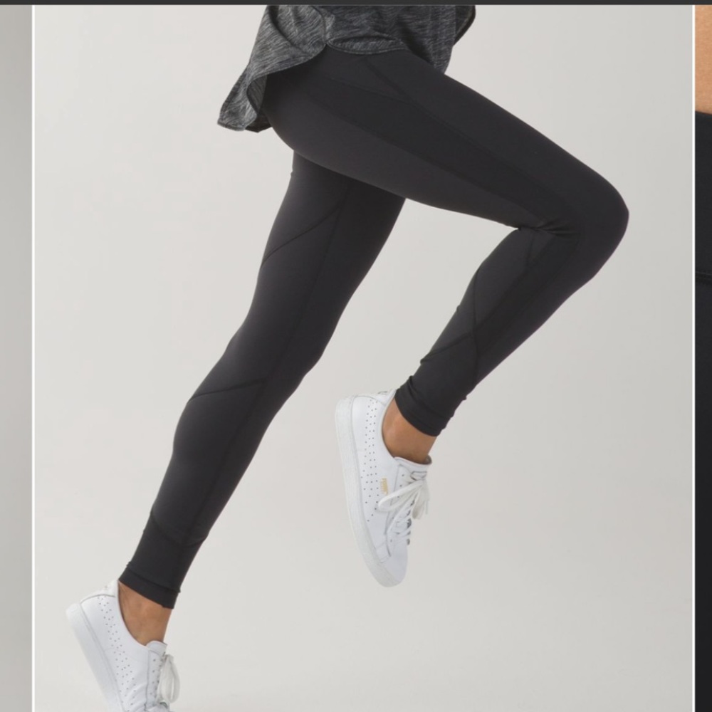 Lululemon Drop It Like It’s Hot Tight